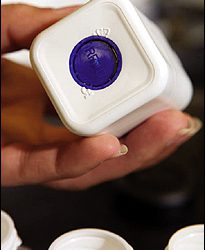 Countering RFID Counterfeiters