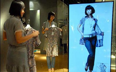 Hong Kong Shoppers Use RFID-enabled Mirror to See What They Want