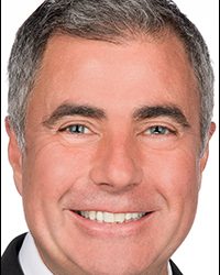 Men’s Clothing Store Brings RFID Intelligence to Fitting Room