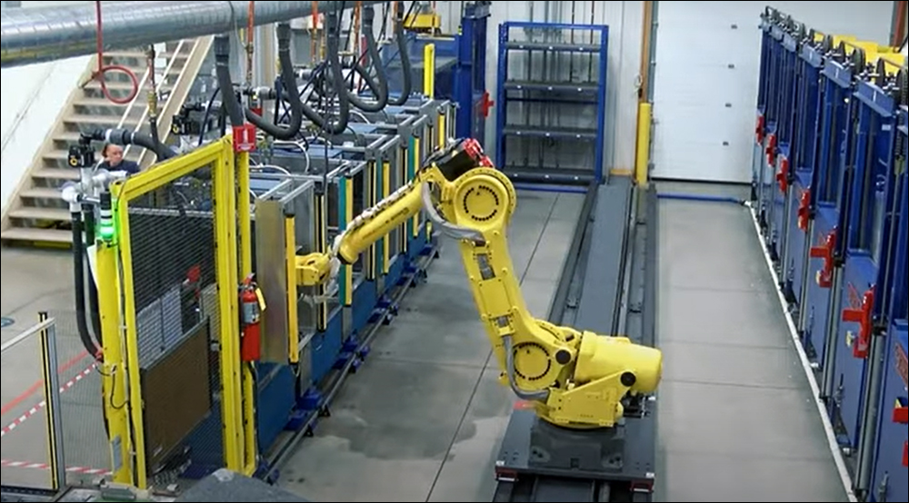 RFID-based Delivery Solution Manages Aircraft Parts