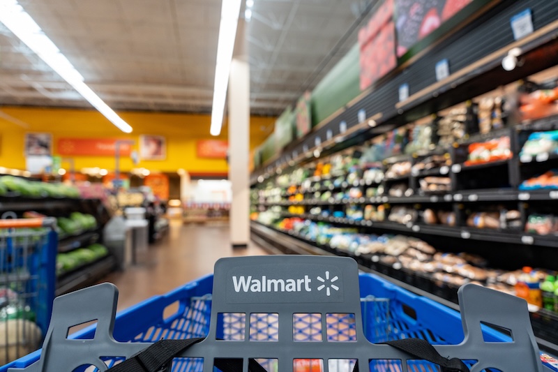 Walmart Mexico Vusion shopping cart in produce aisle. Walmart, sams club. Jalisco, Mexico, December 4, 2025.